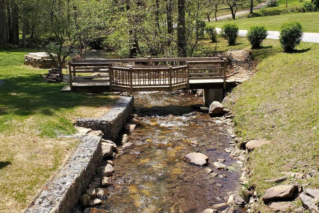 Waterwheel Cabin By The Creek Murphy Extérieur photo