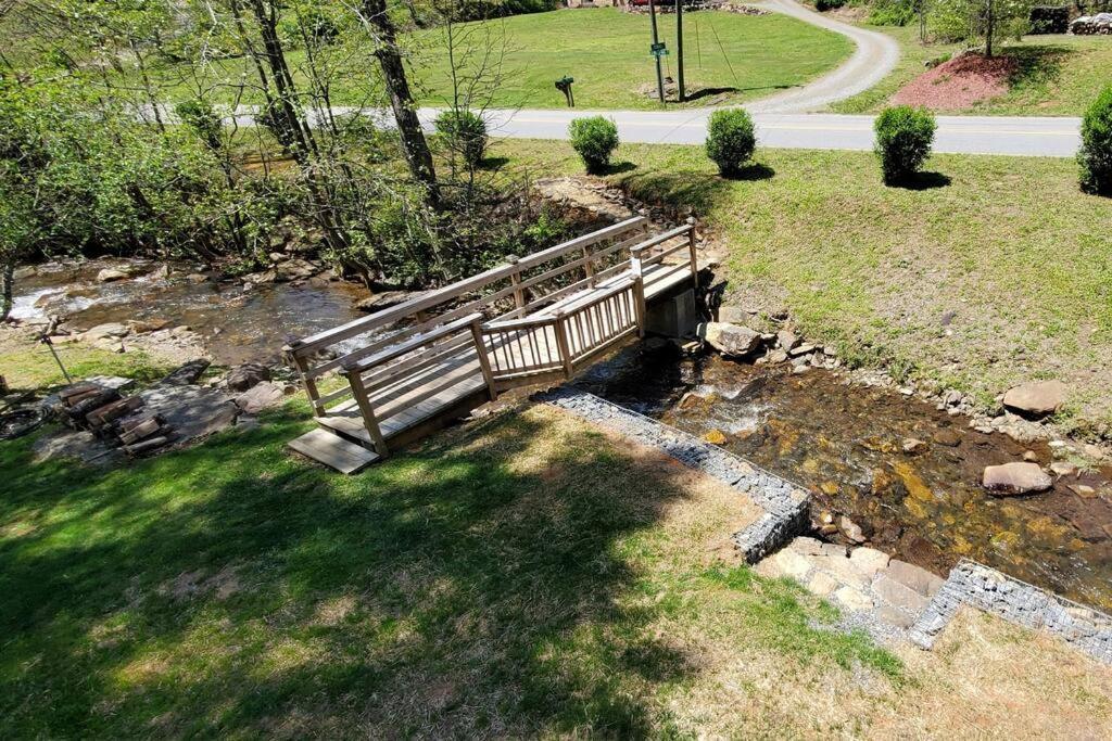 Waterwheel Cabin By The Creek Murphy Extérieur photo